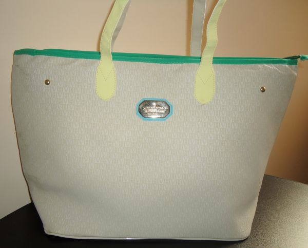 BOLSA VH (tipo sacola creme)